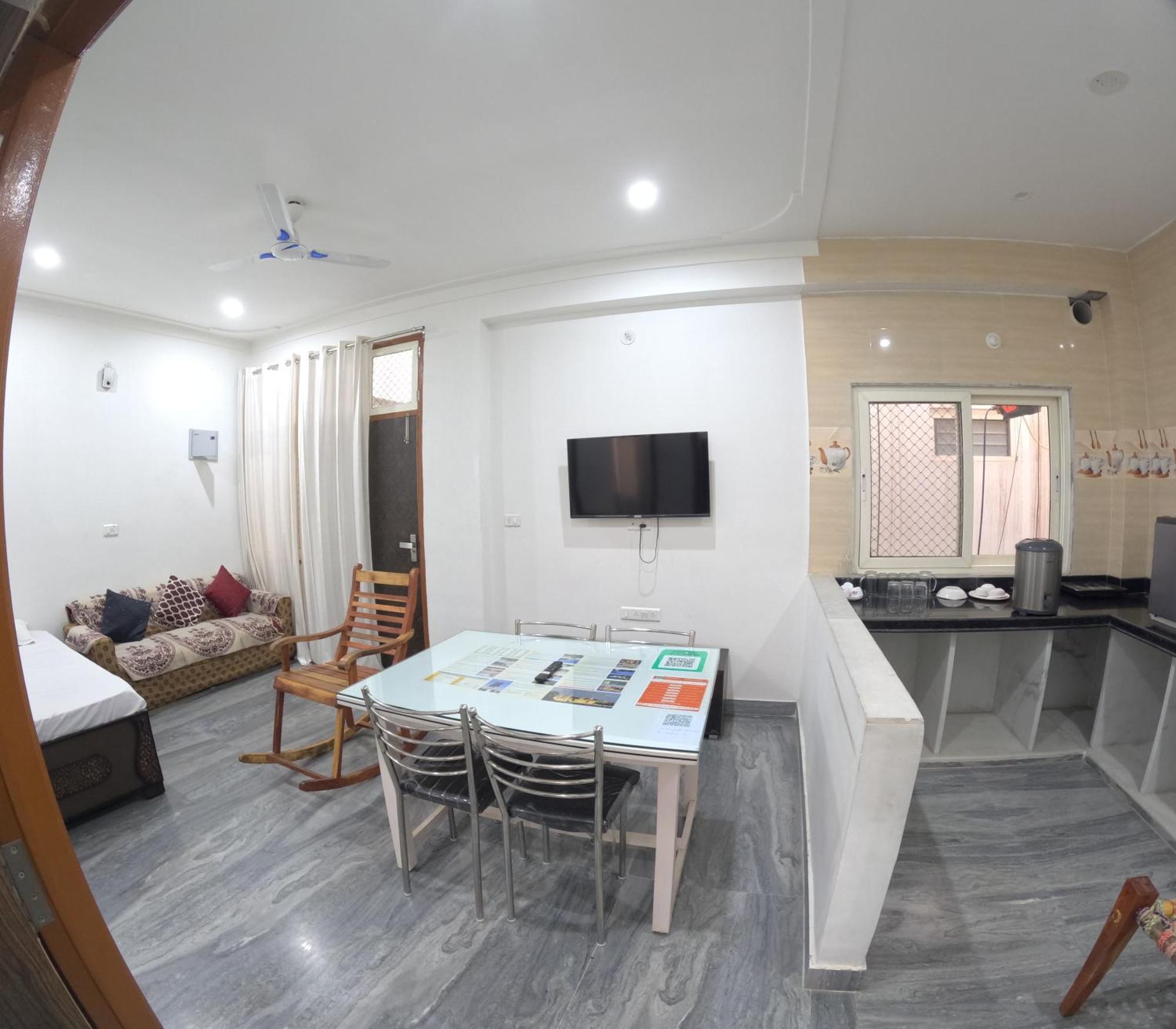 Choudhary White House Udaipur Apartment Ngoại thất bức ảnh