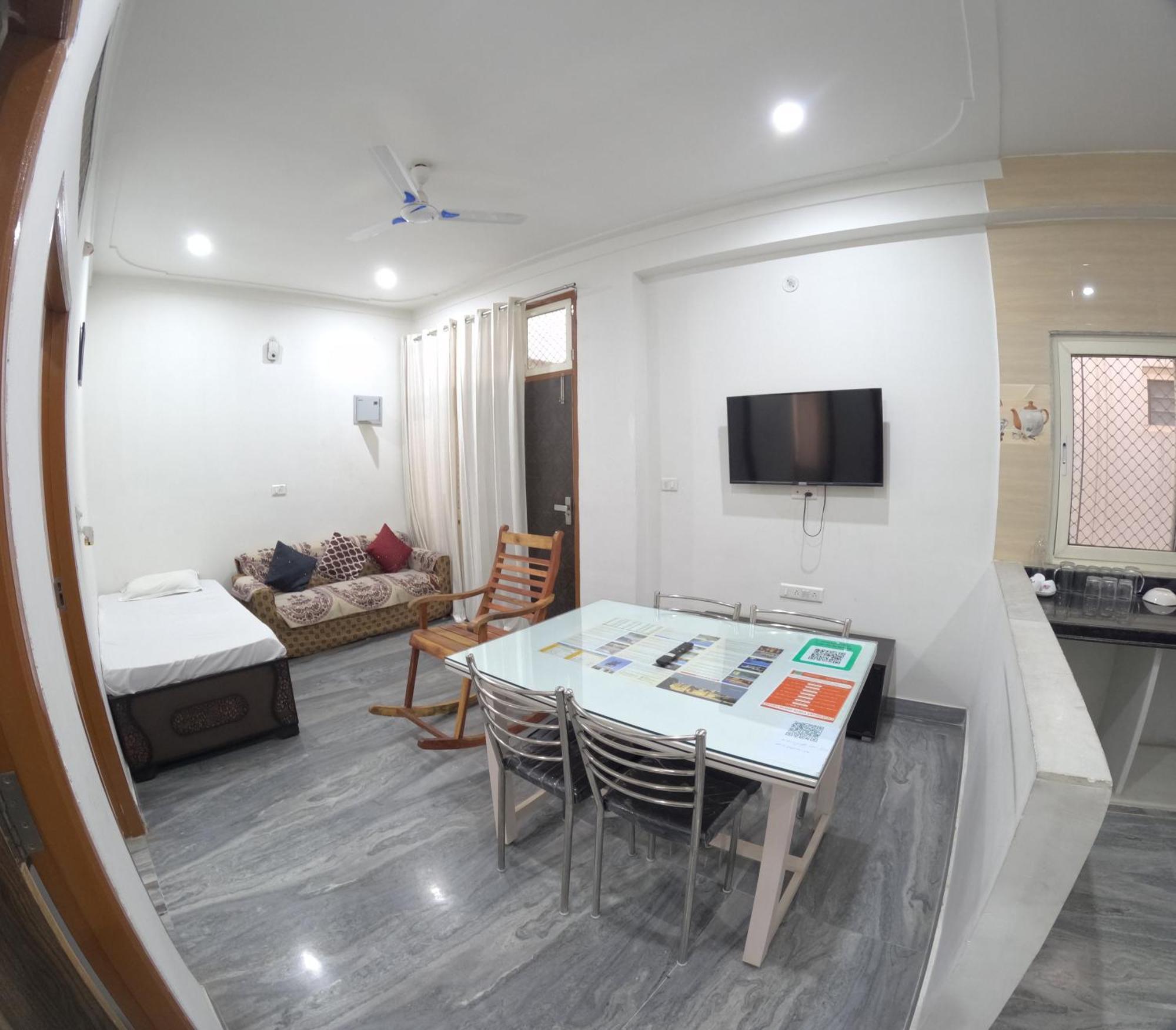 Choudhary White House Udaipur Apartment Ngoại thất bức ảnh